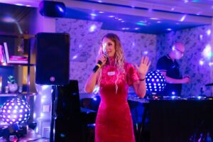 Softwerk OÜ jõulupeol õhtujuht Margit Järvoja.