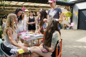 Barbora suvepäevadel päevajuht/õhtujuht._Foto: Fotosioon_Fotostuudio